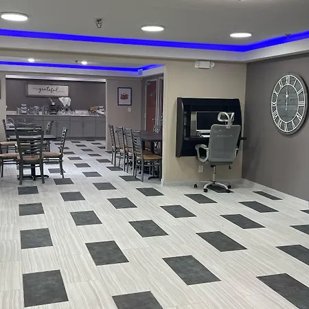 Econo Lodge Rockford Casino Area