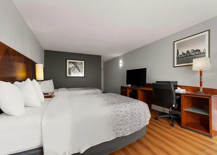 Econo Casino Area Hotel 2*