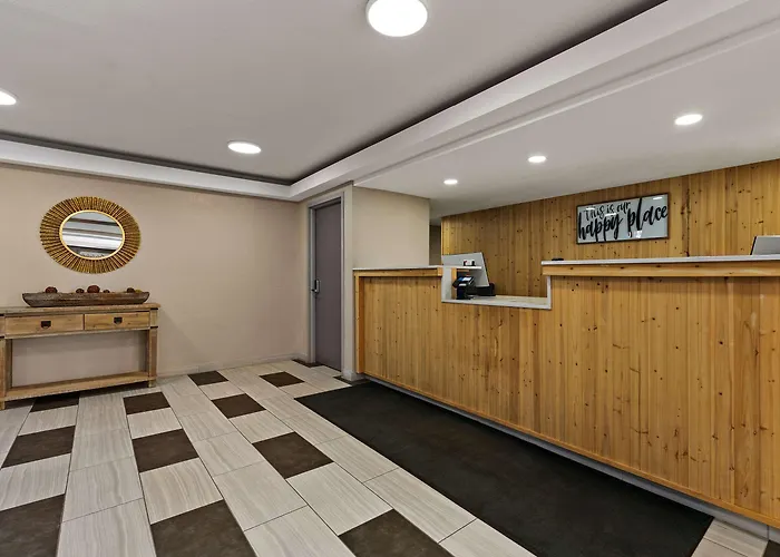 Econo Casino Area Hotel
